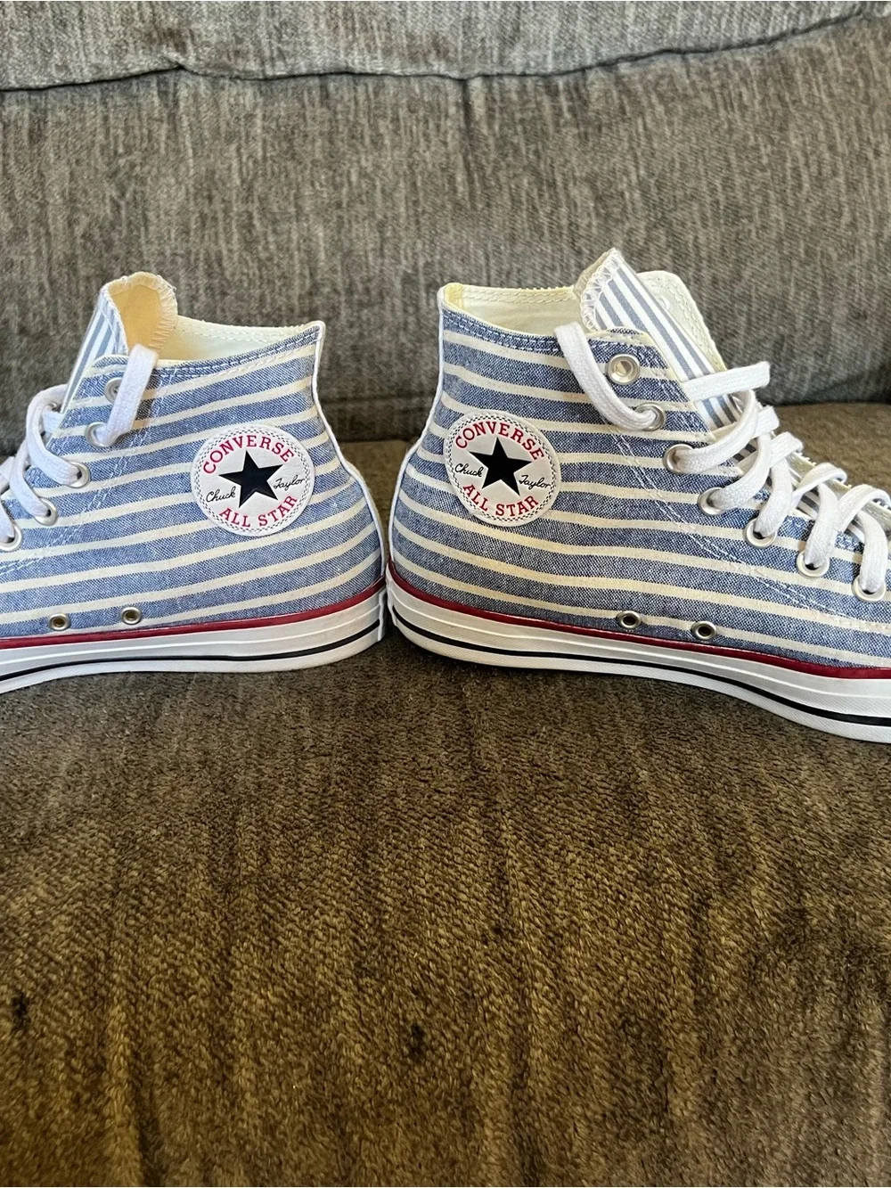 Blue Stripe Chuck Taylor All Star Converse Hi Top Sneakers women’s 10 Men’s 8 - Picture 3 of 11